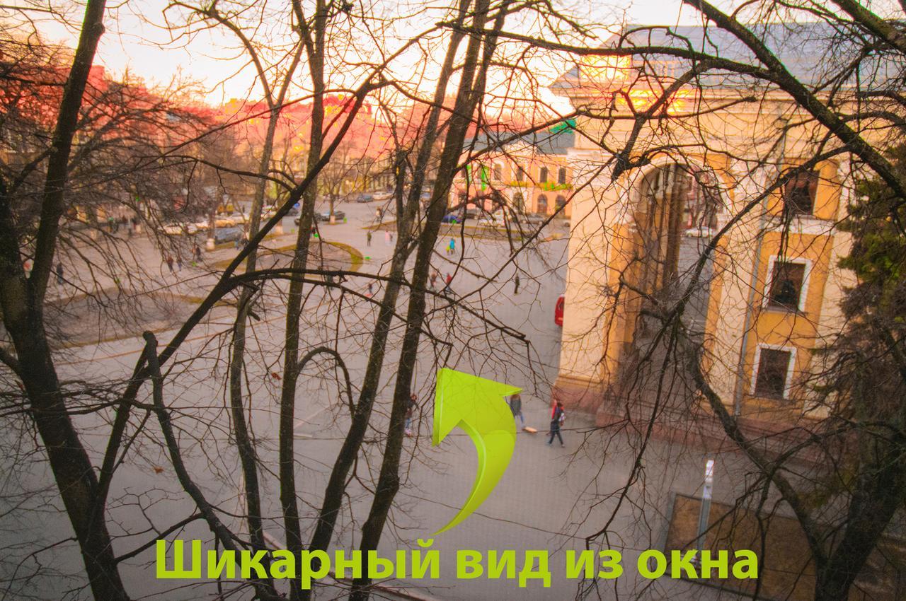 Luxury 3 Rooms Apartments In Center By Green House Poltava Exterior photo